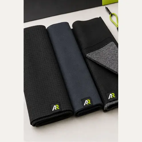 Technical wovens fabric swatches